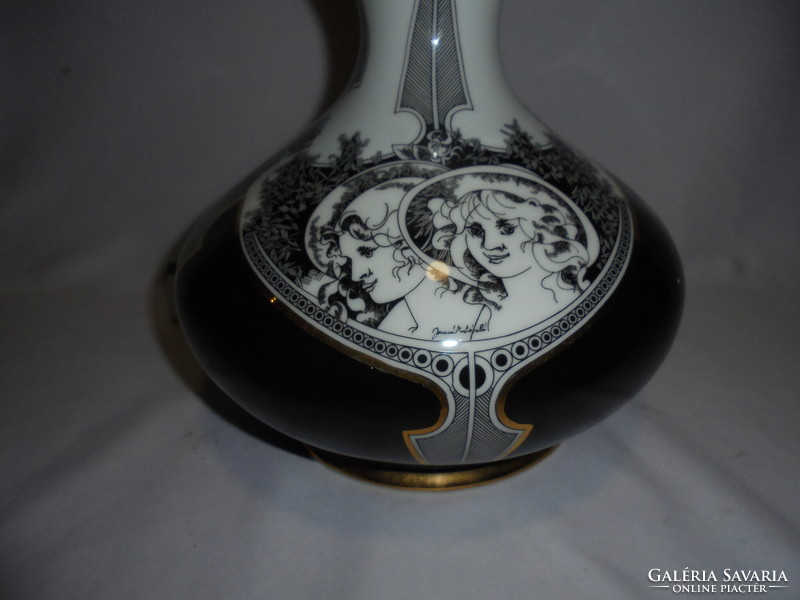 Hollóházi Jurcsák /Szász Endre/ öblös váza - nagy méret - 24 cm