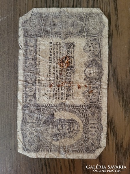Korona bankjegyek sérült 100, 50, 2