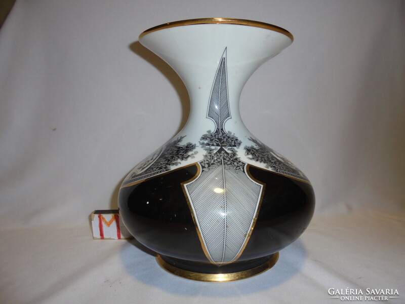Hollóházi Jurcsák /Szász Endre/ öblös váza - nagy méret - 24 cm