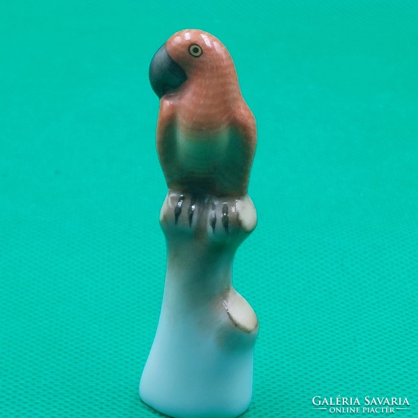 Kelety Sándor Herendi porcelán papagáj figura