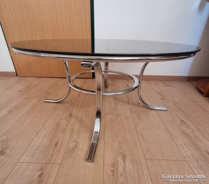 Vintage üvegasztal ívelt, krómozott lábakkal,füst színű üveglappal, '70-es évek -  96 cm