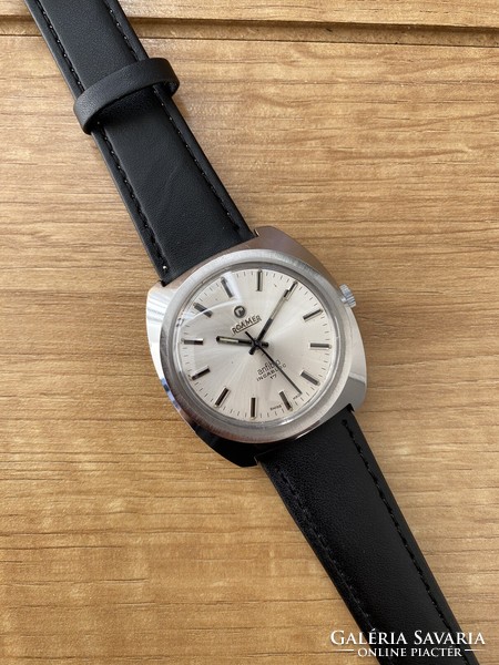 Acél nagyméretű Roamer Anfibio 37mm mechanikus MST 520