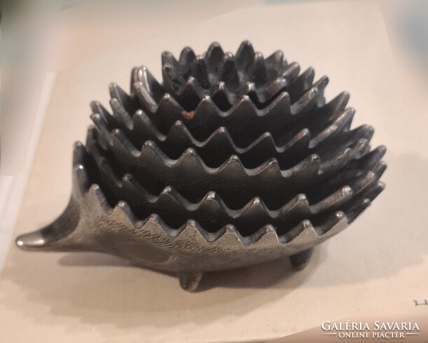 Walter Bosse stílusú retro fém sün, süni hamutartó a 60 évekből, 6 részes, teljes, szép állapotban