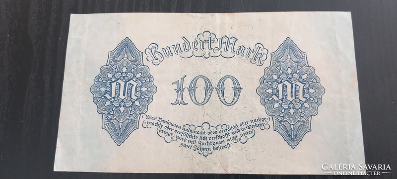 100 MÁRKA