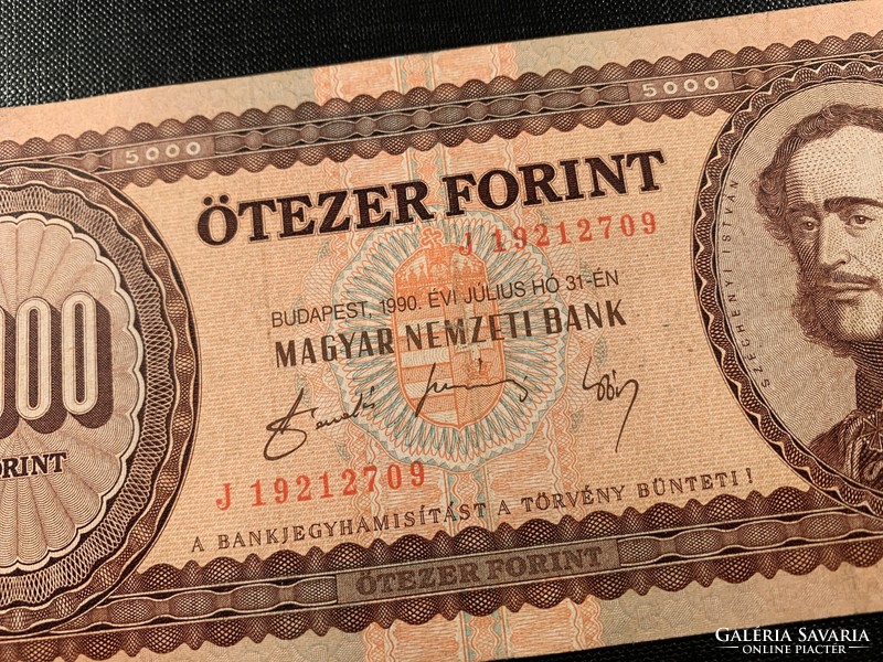 ***  Gyönyörű és Ritka 1990 "J" 5000 forintos ***