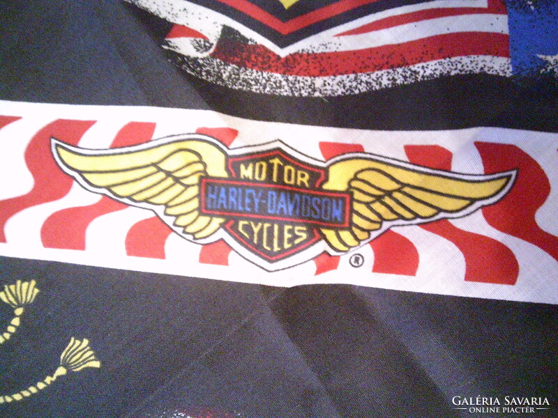 Harley-Davidson eredeti , sorszámos kendő