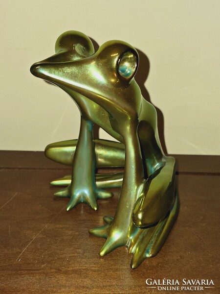 Art Deco Zsolnay eozinos nagy béka Nádor Judit terve