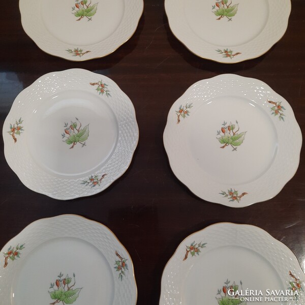 6 db Herendi hecsedli, csipkebogyó mintás porcelán süteményes tányér készlet
