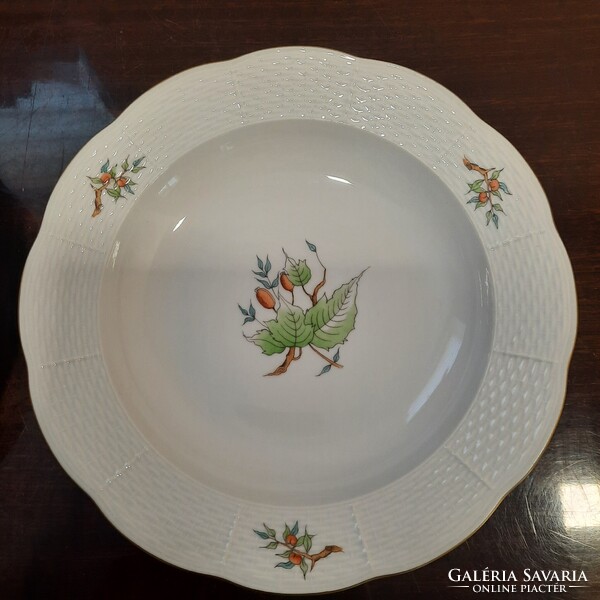 2 db Herendi hecsedli, csipkebogyó mintás porcelán mély, leveses tányér