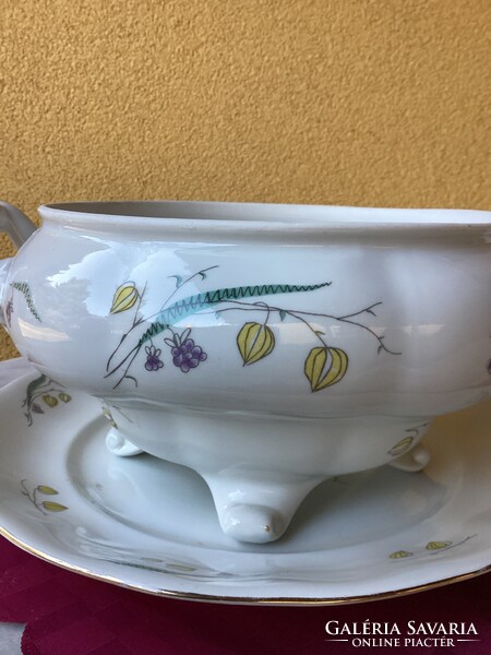 JAROLINA LENGYEL porcelán levesestál és kínáló.
