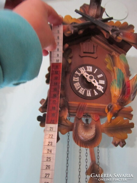 Fekete erdei kakukkos óra