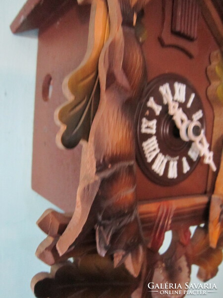 Fekete erdei kakukkos óra