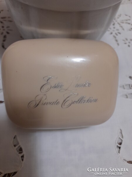 Vintage Estée Lauder szappantartó.