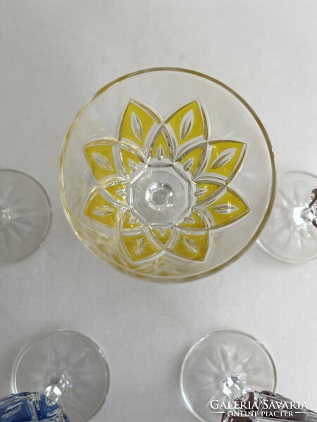 Régi, vintage francia VMC Reims boros, likőrös, színes kristály pohár készlet