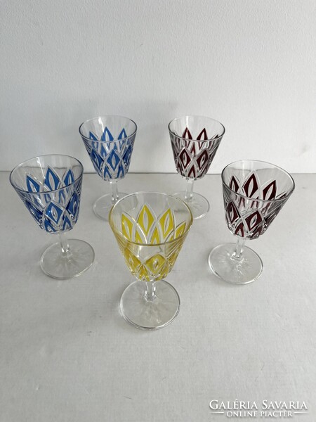 Régi, vintage francia VMC Reims boros, likőrös, színes kristály pohár készlet