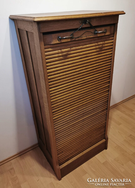 Art deco redőnyös irattartó szekrény