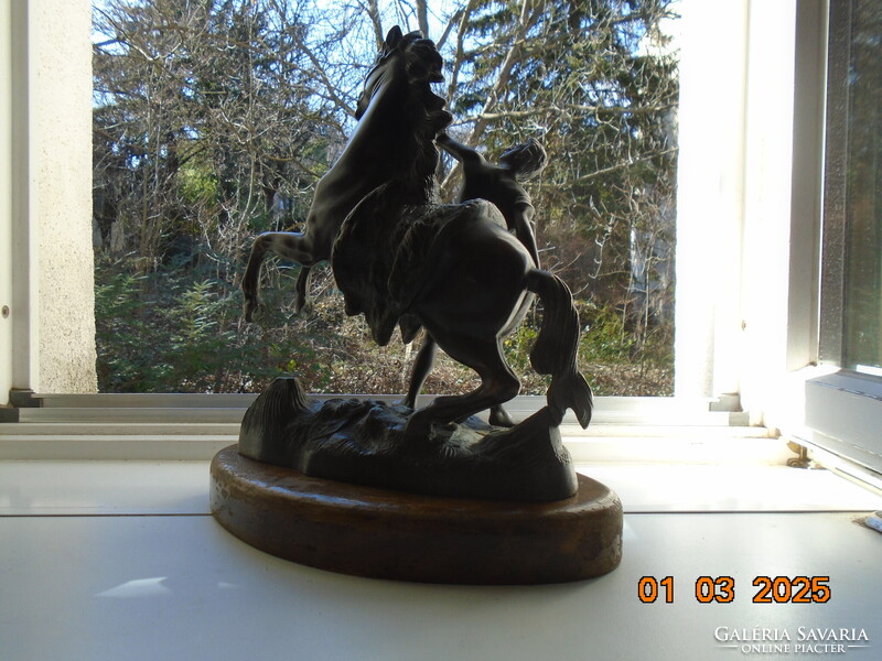 G.Coustou (1677-1746) nyomán Marly (Versailles) "Lószelidítés", bronz 7,5 kg