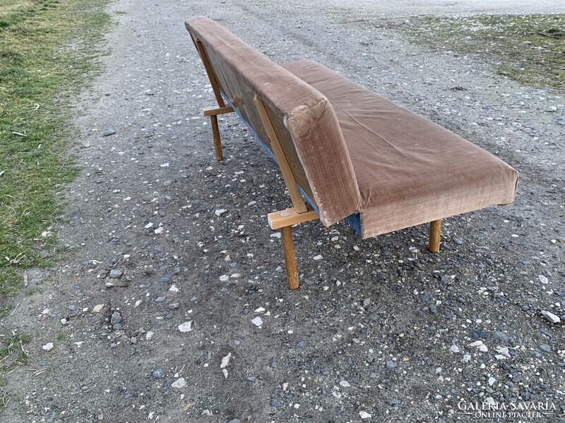 Mid-century sofa designed by Miroslav Navrátil, 1960´s legmenőbb retro szófa kanapé ágy heverő
