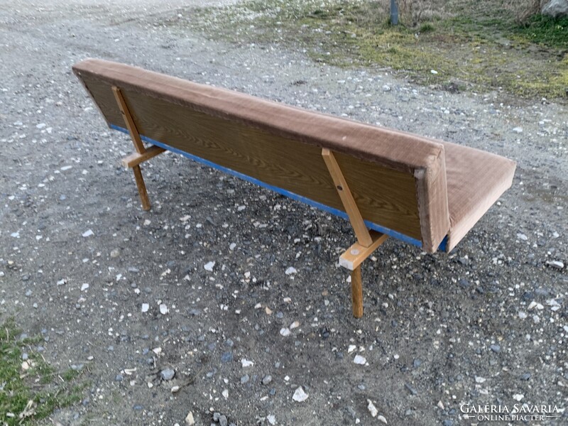 Mid-century sofa designed by Miroslav Navrátil, 1960´s legmenőbb retro szófa kanapé ágy heverő