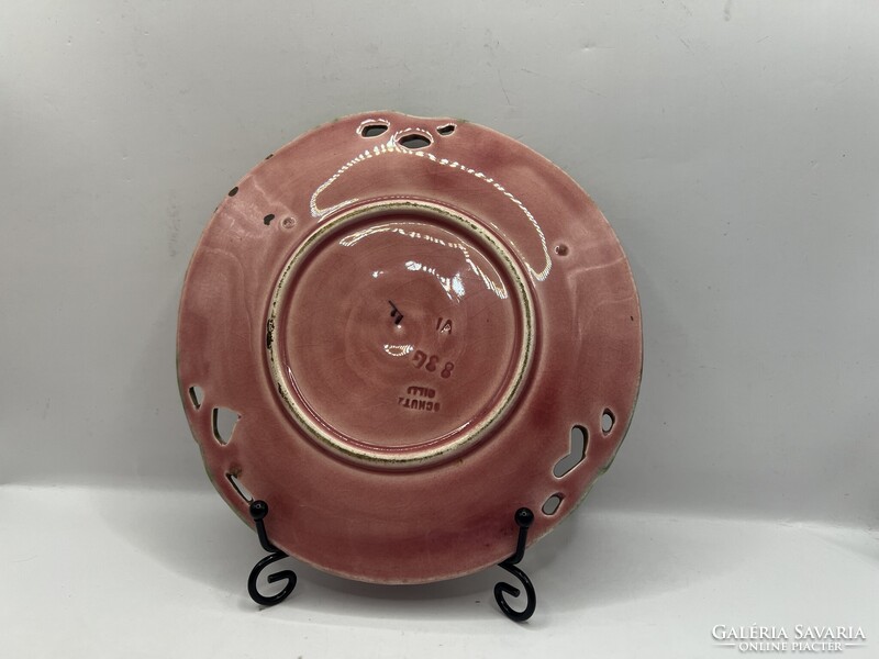 Schütz Cilli antik majolika tányér, 17 cm-es nagyságú. 7261