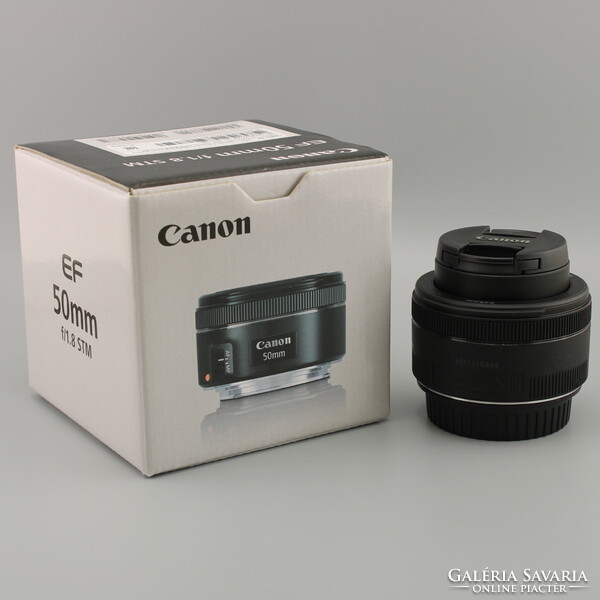 Canon Eos 2000D, két objektívvel + tartozékok