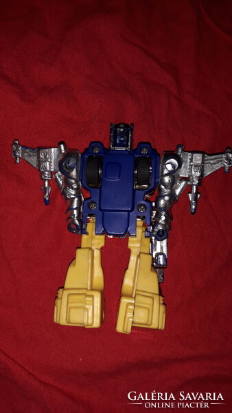 Retro trafikáru nagyméretű ROBOT MAGYAR GYÁRTMÁNYÚ TRANSFORMERS figura 15 cm a képek szerint