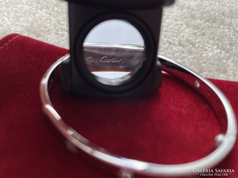 Eredeti Cartier love bracelet gyémántokkal