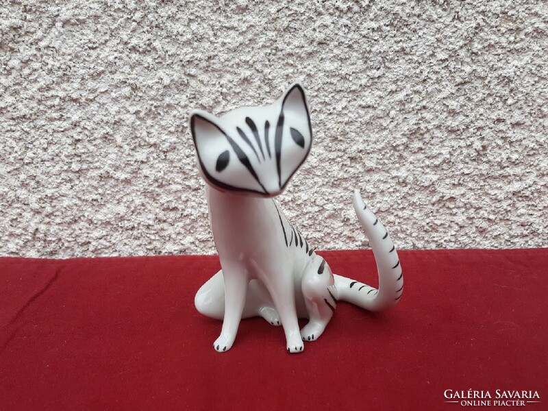 Art deco Hollóházi porcelán cica