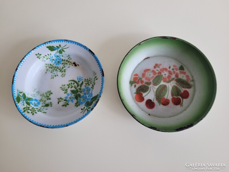 Old enamel plate wm weiss manfréd csepel enameled flower pattern plate decoration