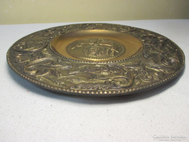 Bronz vadászjelenetes dísztál, falitál 22cm-es
