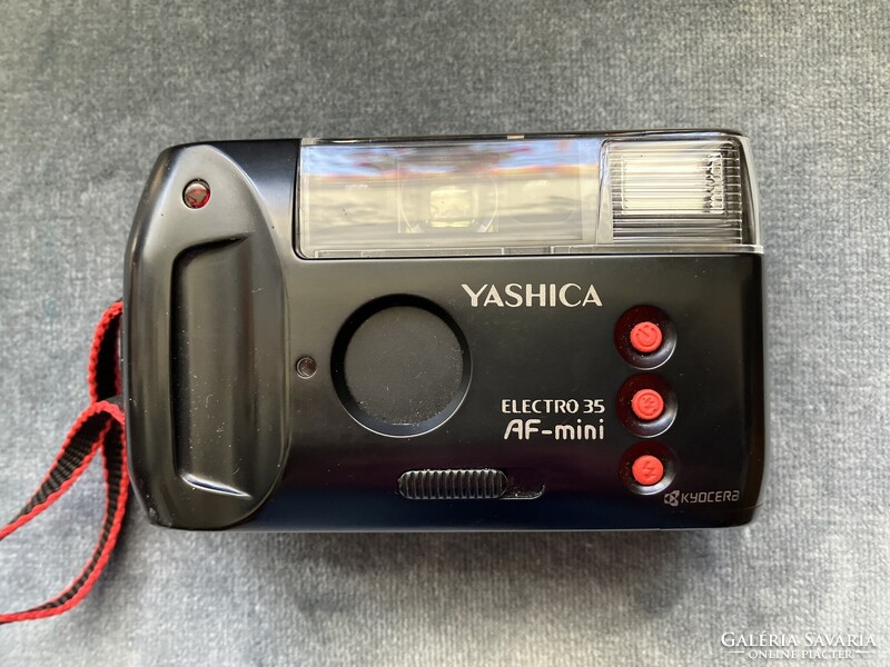 YASHICA Electro 35 AF-mini -  filmes japán fényképezőgép