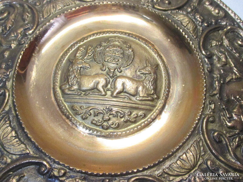 Bronz vadászjelenetes dísztál, falitál 22cm-es