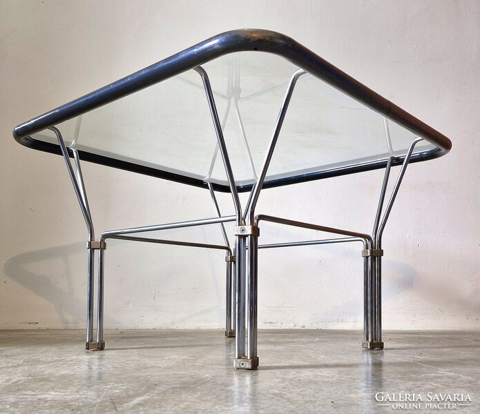 Mid century, vintage designer dohányzóasztal, dán