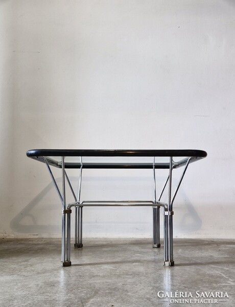 Mid century, vintage designer dohányzóasztal, dán