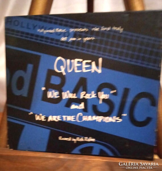 Queen We will Rock you CD in good condition ready to shipped