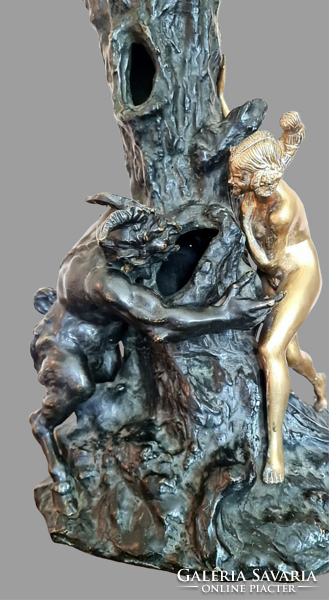Maugsch Gyula - "Faun és Nimfa egy odvas fa körül" -unikális, hatalmas antik bronz -réz szobor/lámpa