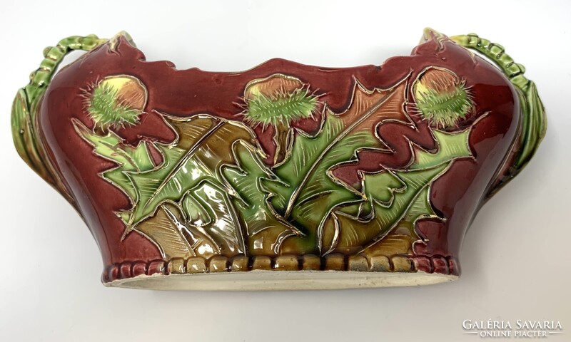 Antik J. Strnact osztrák szecessziós majolika asztalközép, tál szelídgesztenye motívummal RZ