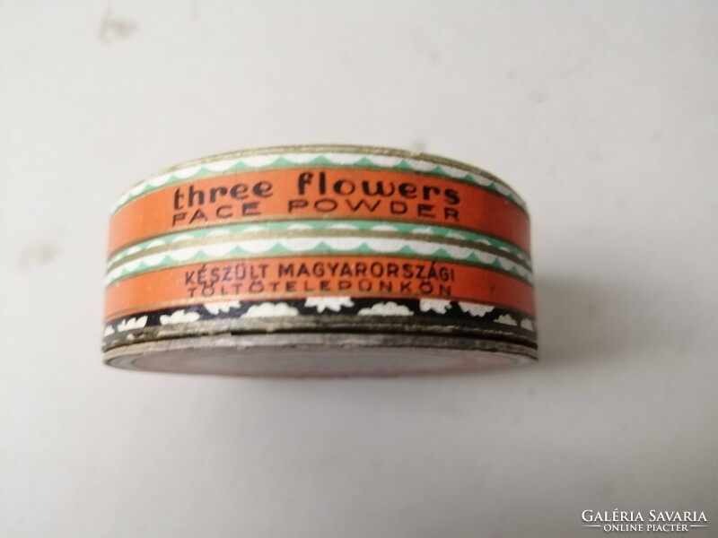 THREE FLOWERS FACE POWDER - RICHARD HUDNUT - MAGYAR GYÁRTMÁNY