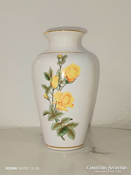 AKCIÓS – Vajda Kerámia váza sárga rózsákkal – gyönyörű kézzel festett magyar porcelán!