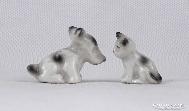 1U963 Régi Hollóházi porcelán miniatűr cica kutya páros
