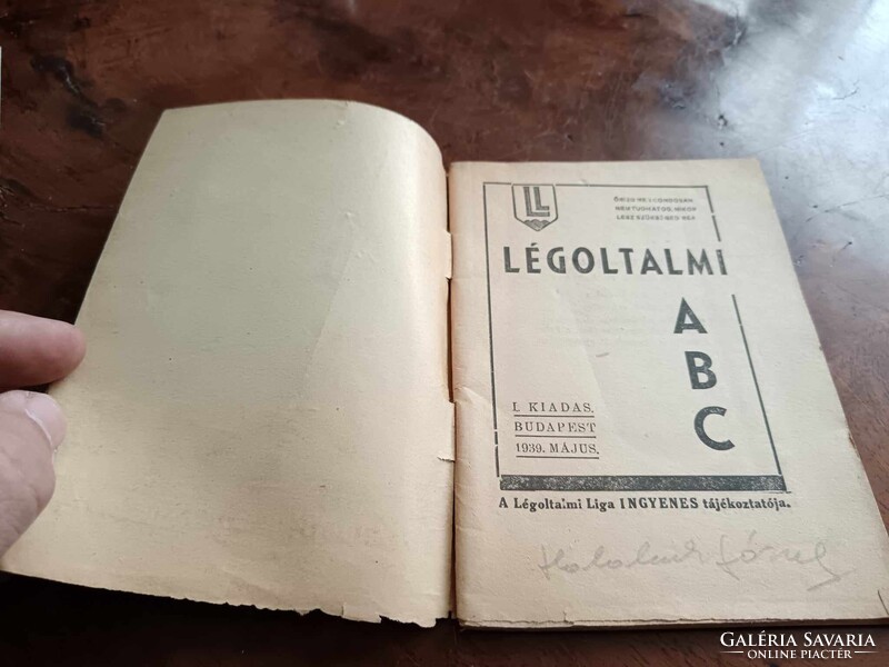 Légoltalmi ABC 1939-ből, jó állapotban