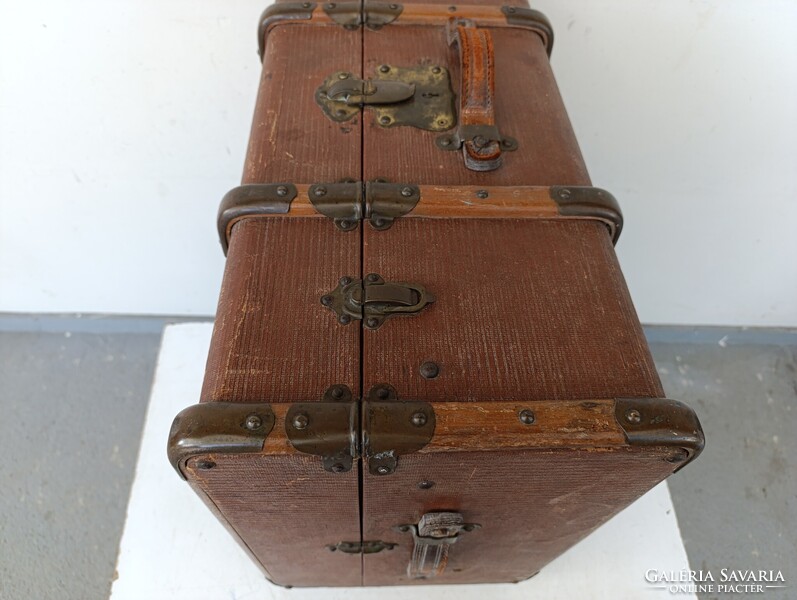 Antik koffer nagy ruhás bőrönd utazó láda jelmez film színház kellék 642 1688