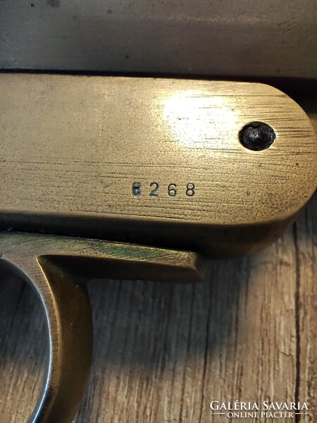 Brit 1917 Webley & Scott jelzőpisztoly