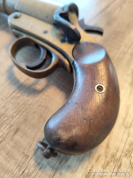 Brit 1917 Webley & Scott jelzőpisztoly