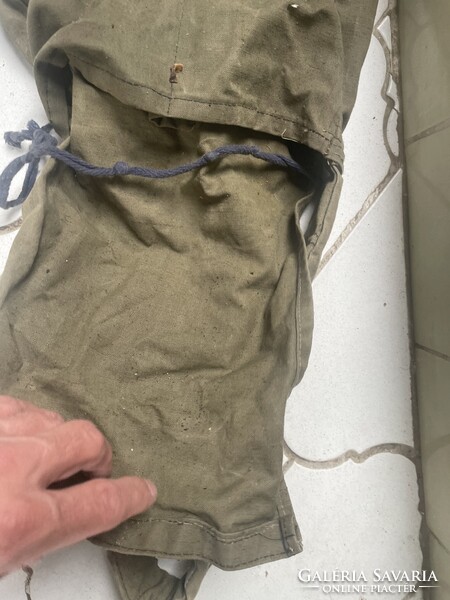 Katonáinak látszó ismeretlen szimat szatyor gazalarc taska talan házi készítésű