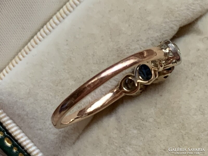 Antik arany gyűrű 0.40 ct gyémántokkal zafírral. Igazolással