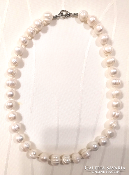 NAGYSZEMŰ IGAZGYÖNGY NYAKLÁNC