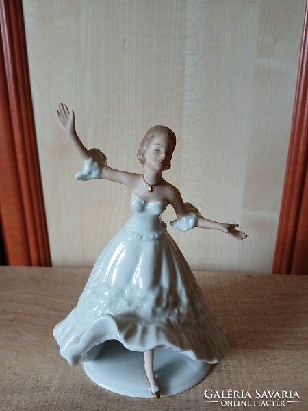 Wallendorfi balerina
