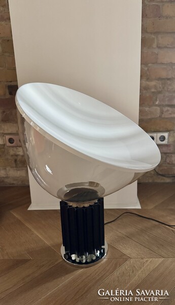 Flos - Taccia asztali lámpa