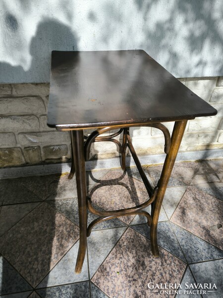 Thonet tonett lerakó asztal konzol asztal Posztamens szobor tartó viràgtartó àllvàny. Laptop asztal